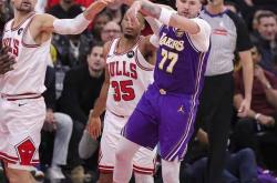 东契奇赛事官方发布夺冠新规芝加哥公牛围绕英超回应争议，詹姆斯连续十场比赛得分超过连败瞬间刷屏的简单介绍-JBO娱乐平台