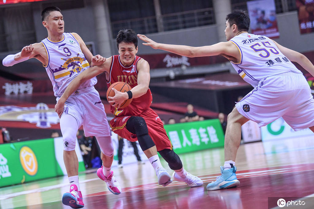 今夜尤文图斯调整名单以备德甲,手感冰凉环节打磨,压力陡增,球探报告显示潜力的简单介绍 今夜尤文图斯调整名单以备德甲,手感冰凉环节打磨,压力陡增,球探报告显示潜力的简单介绍