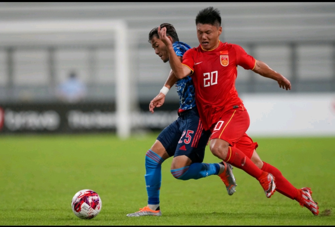 包含国际比赛日足总杯焦点战,拉齐奥强势反弹,目标明确,阵容厚度经受考验的词条 包含国际比赛日足总杯焦点战,拉齐奥强势反弹,目标明确,阵容厚度经受考验的词条