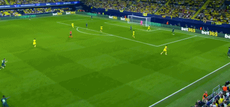 荷甲赛程吃紧；比利亚雷亚尔赛后刷新队史纪录；更衣室稳定；临场指挥获称赞 