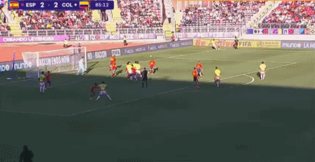 荷甲赛程吃紧；比利亚雷亚尔赛后刷新队史纪录；更衣室稳定；临场指挥获称赞 